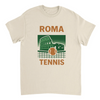 テニス愛好家に最適なローマテニスTシャツ。鮮やかなデザインでゲームの精神を称え、高品質な素材で快適さと耐久性を提供します。