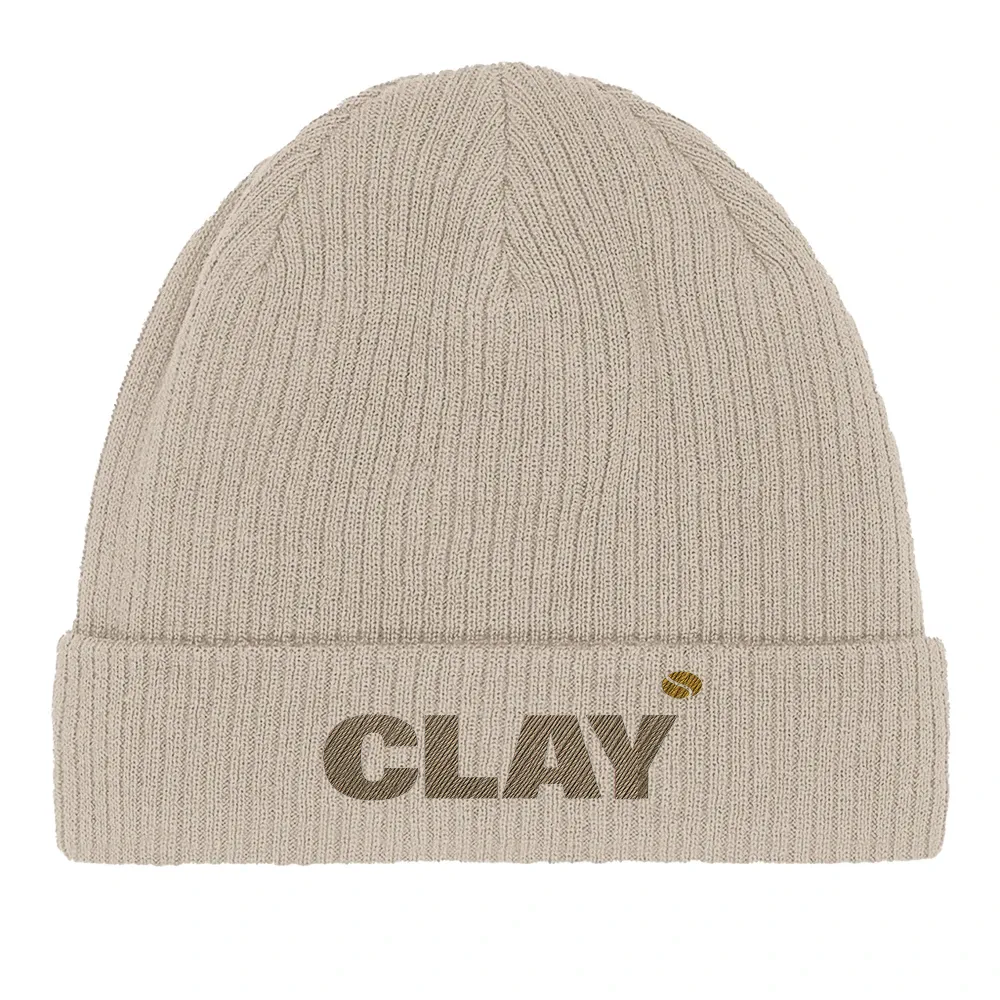 Czapka beanie Clay Tennis Sport z haftem, wykonana w 100% z organicznej bawełny. Lekka i przewiewna, idealna na każdą porę ro