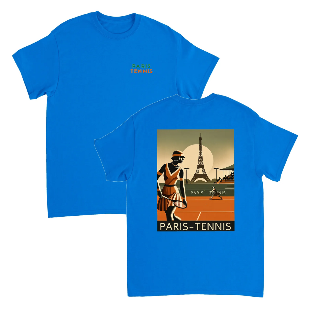 Tennis T-shirt med stilren design inspirerad av Paris, perfekt för tennisälskare. Finns i storlekarna S till XXL