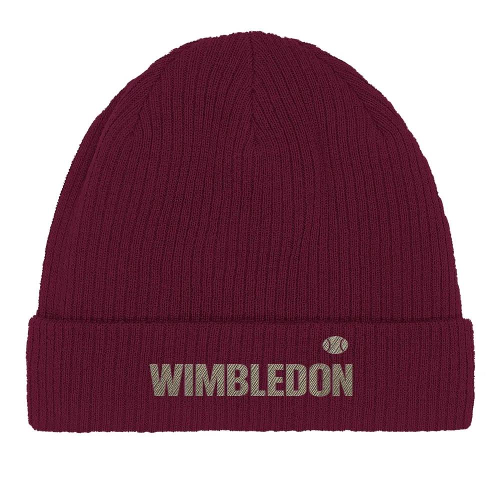 100%オーガニックコットン製のウィンブルドンテニス刺繍ビーニー。軽量で通気性があり、快適さとスタイルを両立。