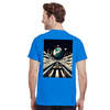 T-shirt Formula Moon con design lunare unico, ideale per appassionati di astronomia. Morbido cotone per un comfort duraturo