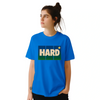 T-shirt Hard Tennis 3, design dinamico che esprime l'intensità del tennis, ideale per giocatori e appassionati. Comfort e sti