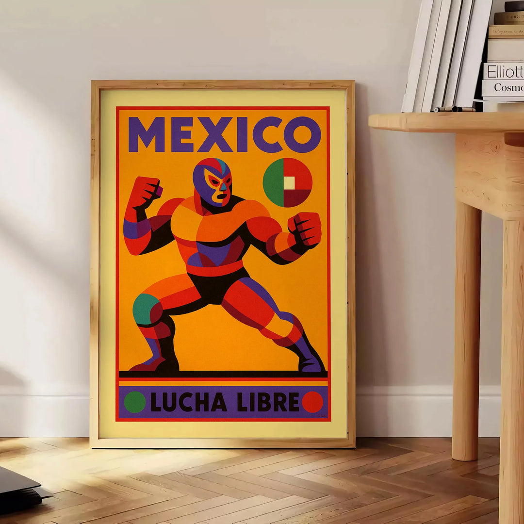 Färgglad Lucha Libre sportaffisch i röd och gul, finns i storlekarna 50x70 och 30x40, perfekt för att lyfta ditt rum