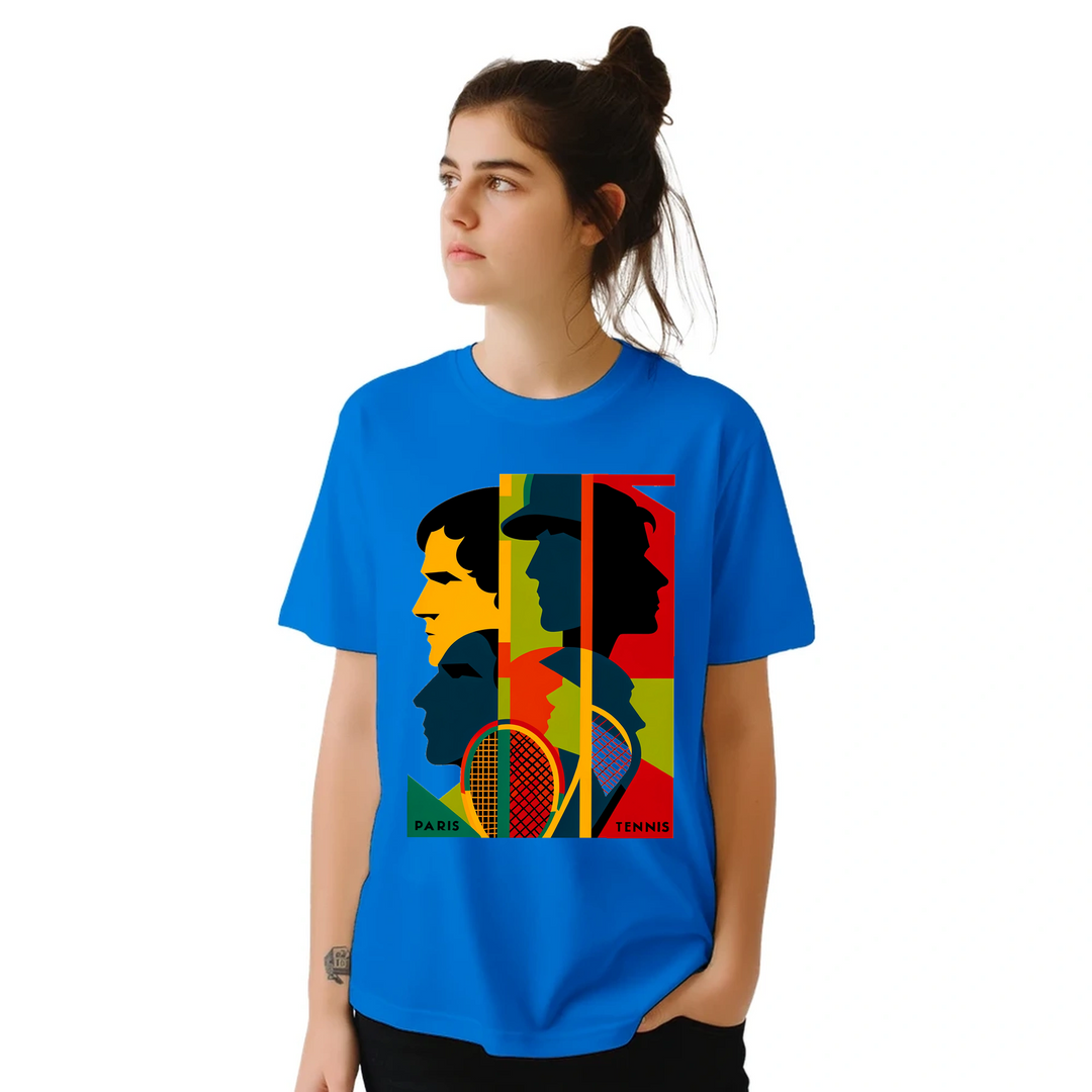 テニス愛好者にぴったりのトーナメントテニスTシャツ。スタイリッシュなデザインで、コートでも観客席でも活躍します。快適なコットン素材で、あなたのワードローブに欠かせない一着です。