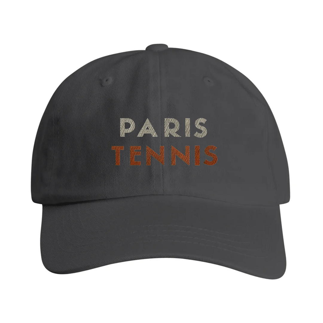 Vintage broderad keps med Paris Tennis 3-logga, låg profil och avslappnad stil