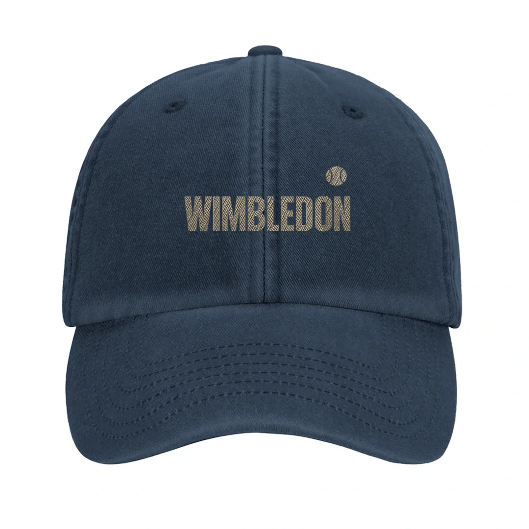 Vintage Wimbledon Tennis Cap mit gesticktem Design aus 100% gebürsteter Baumwolle. Bequem und stilvoll für lässige Outfits